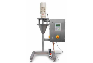 BOTTLING SYSTEM WITH HOPPER